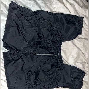 Black Nike Snowpants L